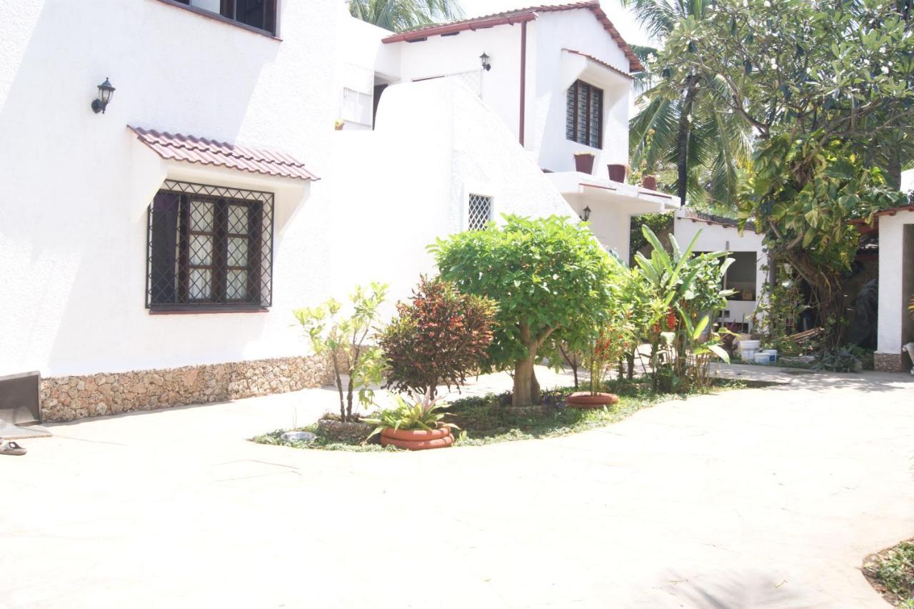 Luciano & Grace Apartments Watamu Exterior photo